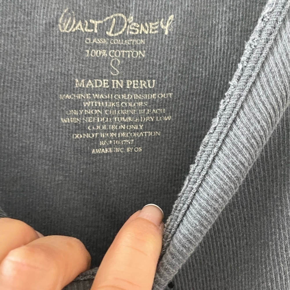 Authentic Disney tank - Picture 3 of 4
